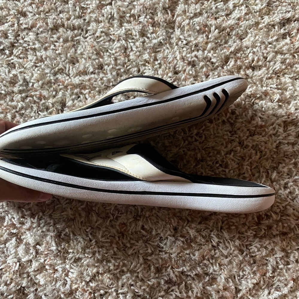 Addias flip flops - Picture 4 of 4